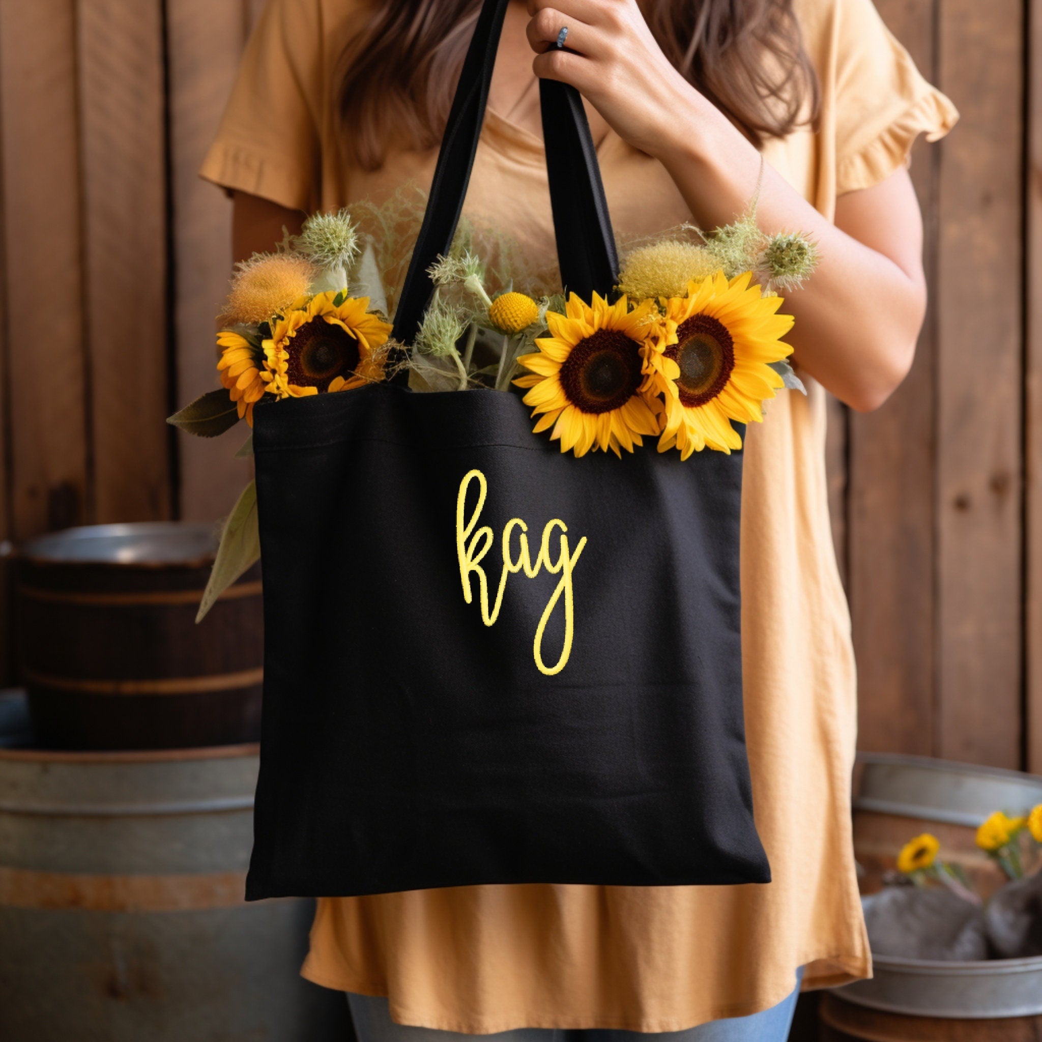 Monogrammed Wedding Party Bridesmaid Bag
